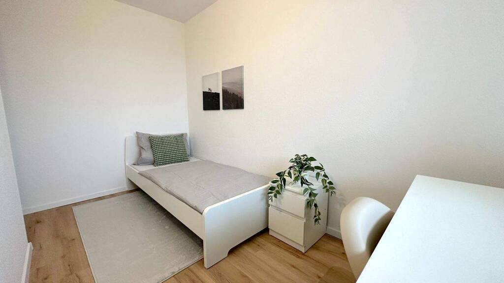 WG-Zimmer zur Miete 575 € 1 Zimmer 25 m² 4. Geschoss frei ab sofort Zehnmorgenstraße 48 Eschersheim Frankfurt am Main 60433