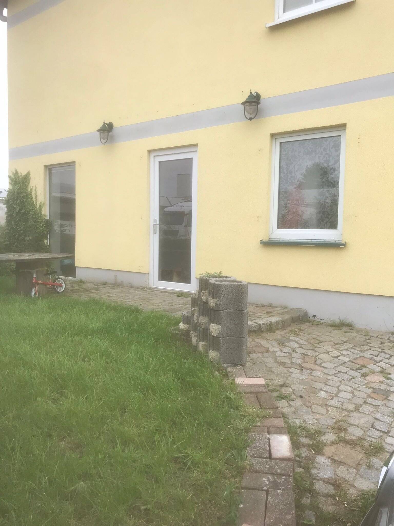 Property thumbnail 2