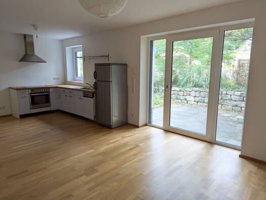 Terrassenwohnung zur Miete 790 € 2 Zimmer 60 m² Geschoss EG/1 frei ab 01.05.2026 Burgberg Erlangen 91054