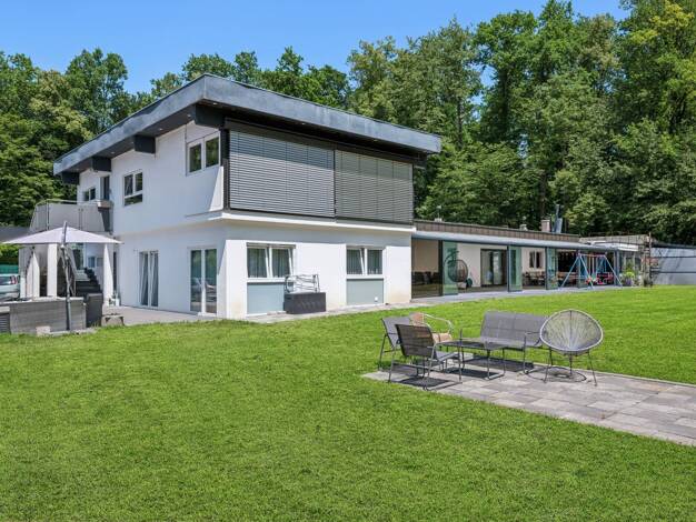 Mehrfamilienhaus zum Kauf 12 Zimmer 368,1 m² 2.351 m² Grundstück Amorbach Neckarsulm 74172