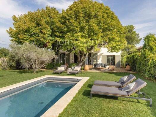 Einfamilienhaus zum Kauf provisionsfrei 998.000 € 5 Zimmer 100 m² 800 m² Grundstück Centre Ancien Saint-Rémy-de-Provence 13210