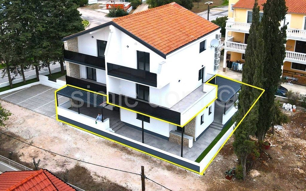 Wohnung zum Kauf 360.000 € 3 Zimmer 143 m²<br/>Wohnfläche Vodice center