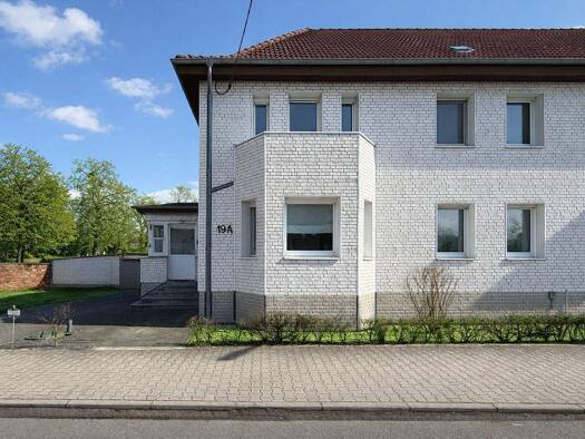 Doppelhaushälfte zum Kauf 249.000 € 7 Zimmer 180 m² 1.400 m² Grundstück Möhlau 06772