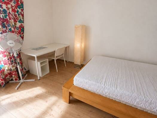 Studio zur Miete 500 € 1 Zimmer 27 m² frei ab 15.07.2026 B7 17 Quadrate Mannheim 68159