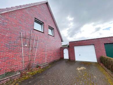 Einfamilienhaus zum Kauf 249.000 € 5 Zimmer 109 m² 825 m² Grundstück Edewecht Edewecht 26188