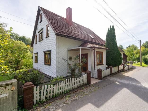 Einfamilienhaus zum Kauf 68.000 € 5 Zimmer 147 m² 546 m² Grundstück Hinternah Schleusingen 98553