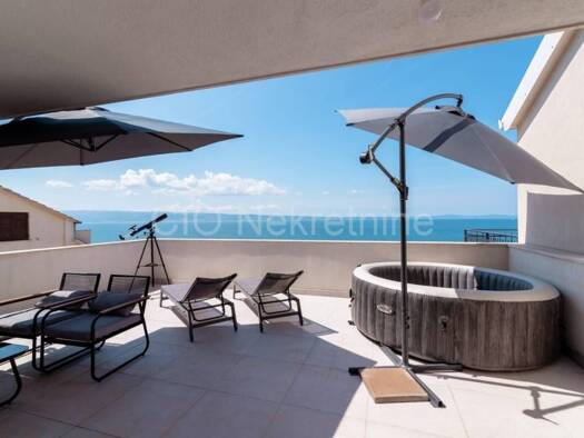 Haus zum Kauf 810.000 € 10 Zimmer 300 m² Podstrana