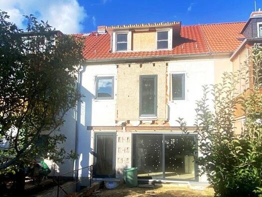 Reihenmittelhaus zum Kauf 175.000 € 5 Zimmer 145 m² 203 m² Grundstück Naumburg Naumburg (Saale) 06618