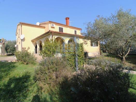 Einfamilienhaus zum Kauf 700.000 € 6 Zimmer 275 m² 1.360 m² Grundstück Poreč 52440