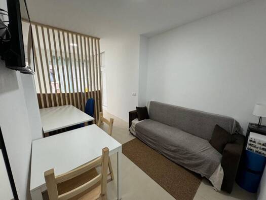Wohnung zum Kauf 175.000 € 1 Zimmer 43 m² 3. Geschoss Calle de la Naval 100 Las Palmas de Gran Canaria 35008