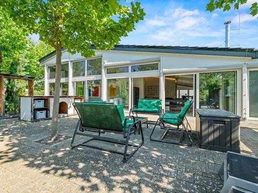 Einfamilienhaus zum Kauf 1.180.000 € 6 Zimmer 315 m² 726 m² Grundstück Büsingen am Hochrhein 78266