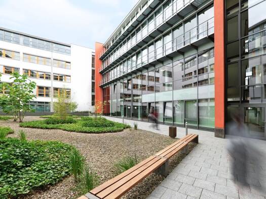 Bürofläche zur Miete provisionsfrei 14,75 € 1.828 m² Bürofläche teilbar ab 457 m² Bad Homburg Bad Homburg vor der Höhe 61348