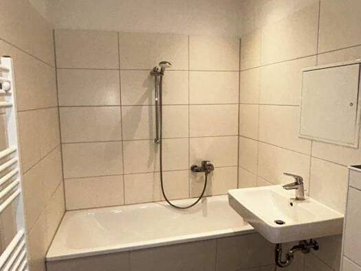 Wohnung zur Miete 665 € 3 Zimmer 89,8 m² 5. Geschoss Brackestraße 25 Lausen-Grünau Leipzig 04207