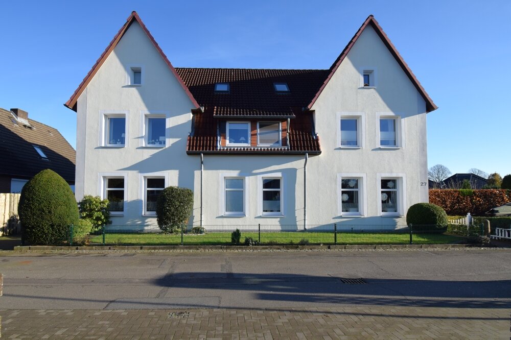 Mehrfamilienhaus zum Kauf als Kapitalanlage geeignet 359.000 € 14 Zimmer 340 m²<br/>Wohnfläche 763 m²<br/>Grundstück Rendsburg - Süd Rendsburg 24768