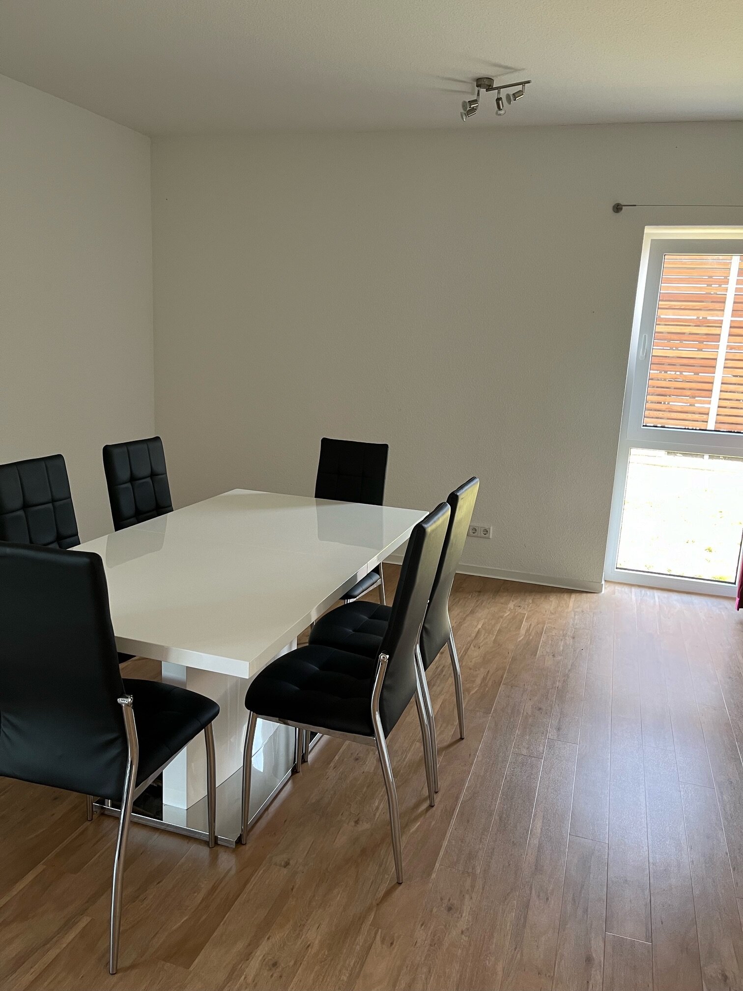 Wohnung zur Miete nur mit Wohnberechtigungsschein 373,43 € 2 Zimmer 60,2 m²<br/>Wohnfläche EG<br/>Geschoss Am Ringwall 31 Gudensberg Gudensberg 34281