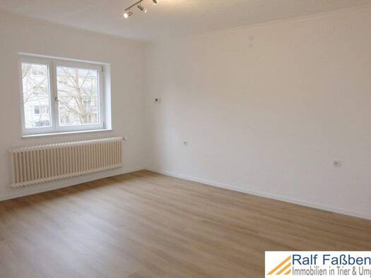 Wohnung zur Miete 450 € 2 Zimmer 50 m² frei ab sofort Trier-Nord Trier 54292