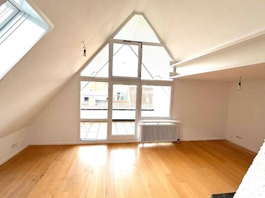 Wohnung zur Miete 1.500 € 4 Zimmer 120 m² Geschoss 4/5 frei ab sofort Herrenberg 71083