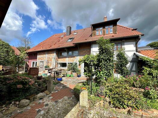 Bauernhaus zum Kauf 795.000 € 12 Zimmer 350 m² 2.000 m² Grundstück Equord 31249