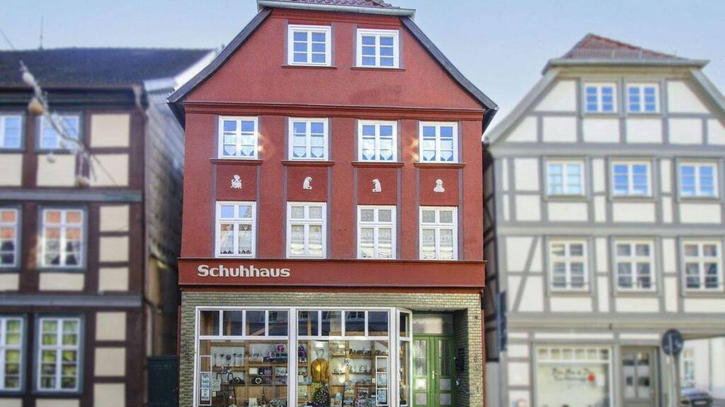 Mehrfamilienhaus zum Kauf 199.000 € 9 Zimmer 285,2 m² 556,2 m² Grundstück Grabow 19300