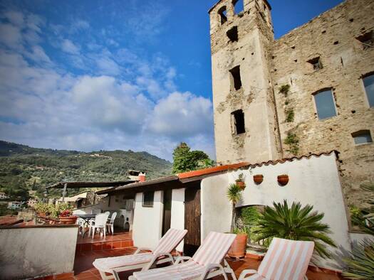 Stadthaus zum Kauf 298.000 € 5 Zimmer 158 m² frei ab sofort Via Cima 6 Dolceacqua 18035