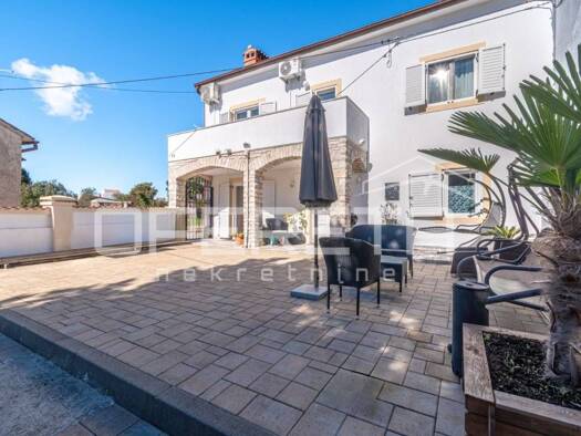 Haus zum Kauf 330.000 € 3 Zimmer 130 m² Orbanići