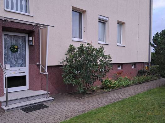 Wohnung zum Kauf provisionsfrei 84.000 € 4 Zimmer 84 m² Geschoss EG/2 Genthin 39307