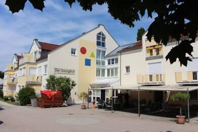 Wohnung zum Kauf 199.900 € 4 Zimmer 116,4 m² Osterhofen Osterhofen 94486