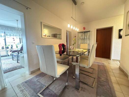 Wohnung zum Kauf 370.000 € 4 Zimmer 106 m² Weingarten 76356