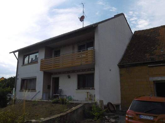 Einfamilienhaus zum Kauf 215.000 € 8 Zimmer 130 m² 3.300 m² Grundstück frei ab sofort Geißlingen Oberickelsheim 97258