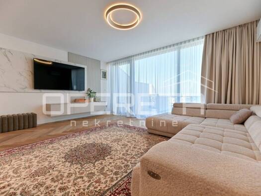 Wohnung zum Kauf - Erstbezug 849.000 € 4 Zimmer 220 m² 1. Geschoss Podstrana 21311