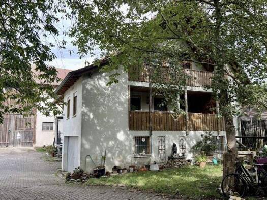 Haus zum Kauf 669.000 € 8 Zimmer 200 m² 2.296 m² Grundstück Böbingen Böbingen an der Rems 73560