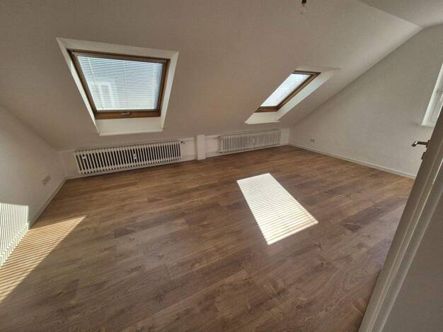Wohnung zur Miete 750 € 2 Zimmer 47 m² 2. Geschoss Zehntenhofstr. 37 Schierstein Wiesbaden 65201