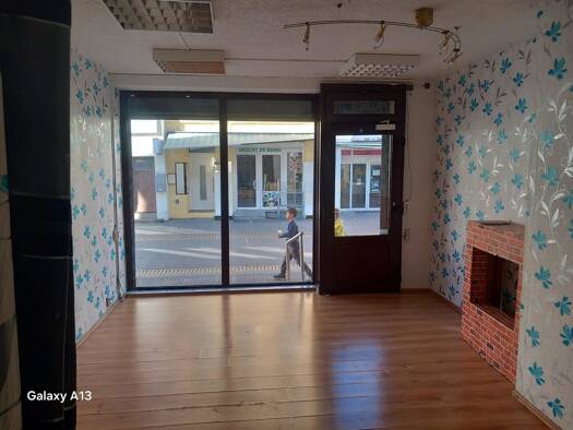 Praxis zur Miete 300 € 1 Zimmer Burg