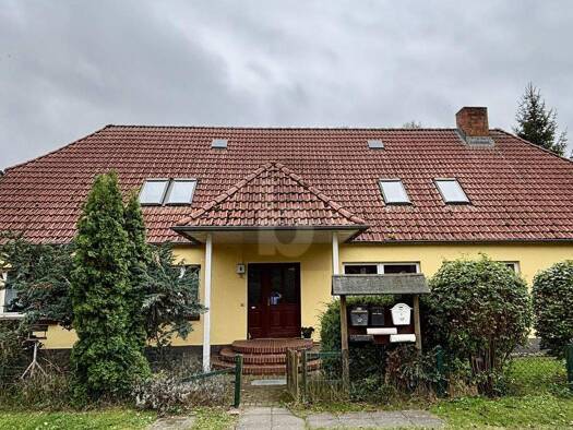 Mehrfamilienhaus zum Kauf 249.000 € 9 Zimmer 283 m² 2.000 m² Grundstück Redefin 19230