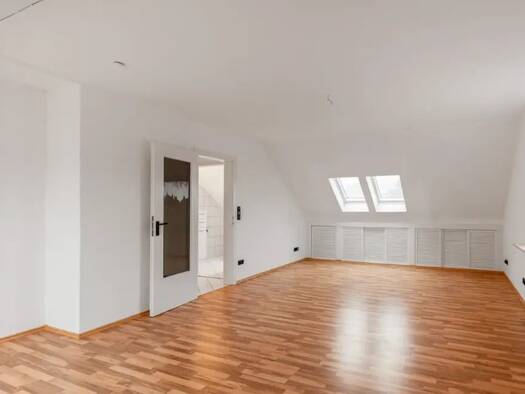 Wohnung zur Miete 590 € 2 Zimmer 63 m² Geschoss 3/4 frei ab 01.11.2026 Rohrsen Hameln 31789