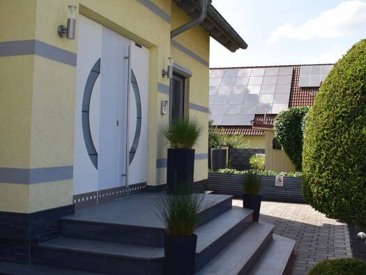 Einfamilienhaus zum Kauf provisionsfrei 680.000 € 5 Zimmer 132,5 m² 459 m² Grundstück Eppingen Eppingen 75031
