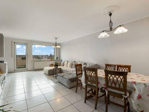 Wohnung zum Kauf 349.000 € 3 Zimmer 83 m² 4. Geschoss Niehl Köln 50735