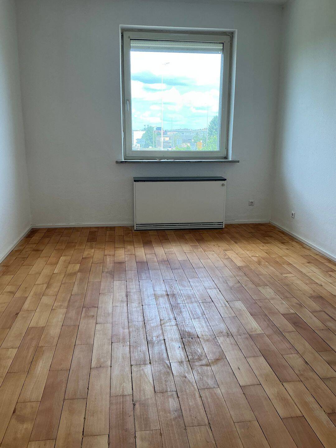 Lichtdurchflutete helle Altbauwohnung – Nürnberg – Vorschaubild 4