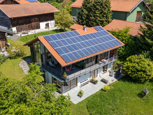 Einfamilienhaus zum Kauf 2.590.000 € 8,5 Zimmer 355,4 m² 2.026 m² Grundstück Siedenberg Chieming 83339