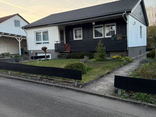 Einfamilienhaus zur Miete 1.700 € 4 Zimmer 100 m² 431 m² Grundstück frei ab sofort Hattenhofen 73110