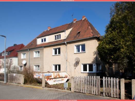 Einfamilienhaus zum Kauf 170.000 € 5 Zimmer 115 m² 910 m² Grundstück Coswig 01640