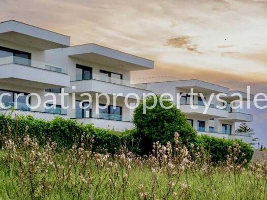 Wohnung zum Kauf 311.821 € 3 Zimmer 82 m² Zadar 23000