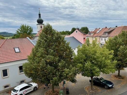 Haus zum Kauf 130.000 € 3 Zimmer 89,6 m² 81 m² Grundstück Konnersreuth Konnersreuth 95692