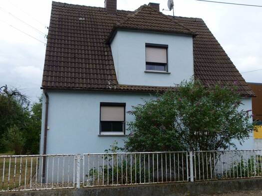 Einfamilienhaus zum Kauf 132.500 € 4 Zimmer 110 m² 800 m² Grundstück frei ab sofort Zeithain Zeithain 01619