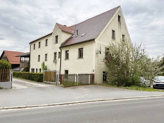 Haus zum Kauf 350 m² 1.957 m² Grundstück Thumsenreuth Thumsenreuth 92703
