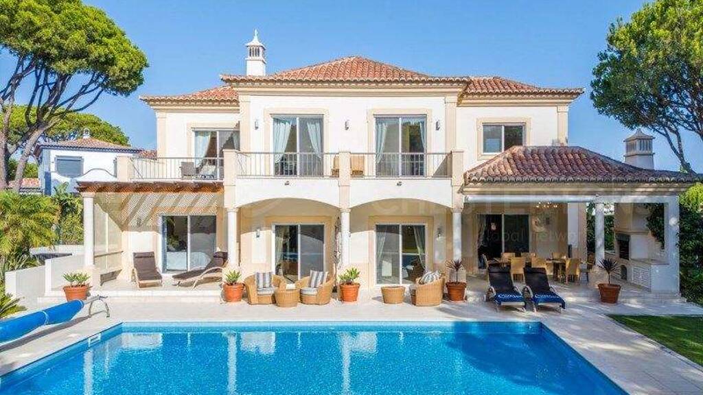 Villa zum Kauf 2.700.000 € 4 Zimmer 370 m² Vila Sol Loulé 8125-507