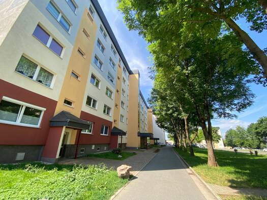 Wohnung zur Miete 315 € 3 Zimmer 56,3 m² 3. Geschoss frei ab sofort Robert-Koch-Straße 28 d Oberlungwitz 09353