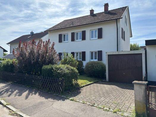 Mehrfamilienhaus zum Kauf 540.000 € 9 Zimmer 154,9 m² 443 m² Grundstück Wyhlen Grenzach-Wyhlen 79639