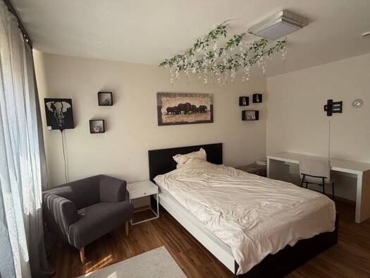 WG-Zimmer zur Miete 430 € 18 m² frei ab sofort Breisach Breisach am Rhein 79206