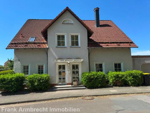 Einfamilienhaus zum Kauf 350.000 € 6 Zimmer 210 m² 575 m² Grundstück frei ab sofort Seesen Seesen 38723